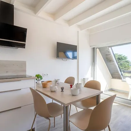 : Duplex 2 Pieces, 200m Plage, Terrasse Sud, Parking, Animal Accepte - Fr-1-477-116 アパート